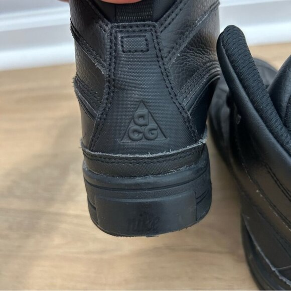 Nike Youth Black Woodside 2 High ACG Boots Ankle Performance Shoes Boys 5.5 - Picture 6 of 8